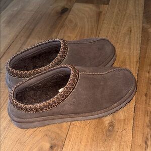 Women’s Brown Suede Slip-On Uggs